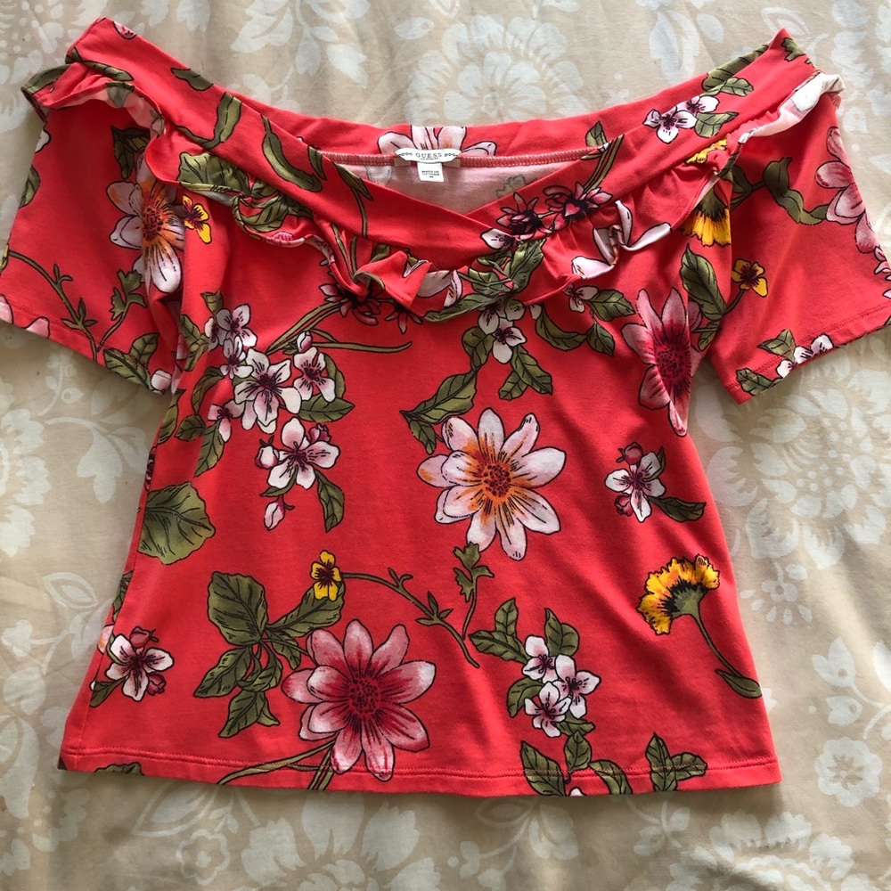 GUESS off shoulder floral top
